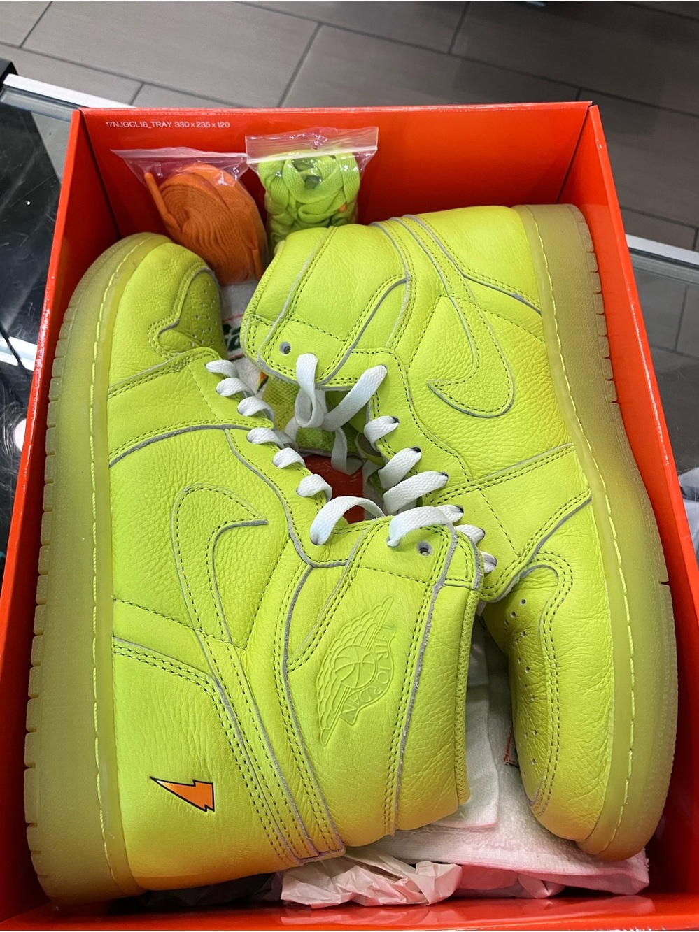 Air Jordan 1 Retro High Gatorade Cyber Size 10 - Picture 8 of 9